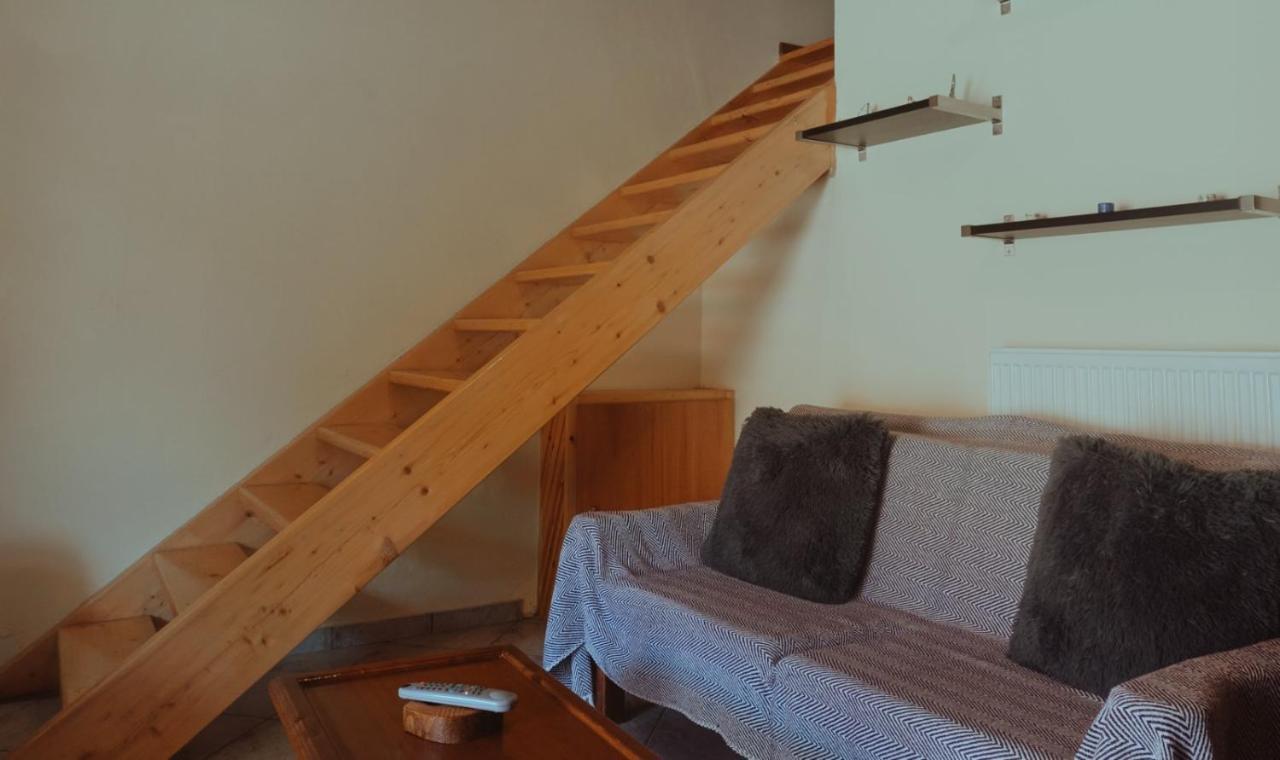 Apartmán Mezonetes Helmos Ano Lousoi Exteriér fotografie