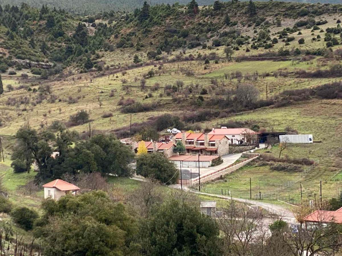 Apartmán Mezonetes Helmos Ano Lousoi Exteriér fotografie