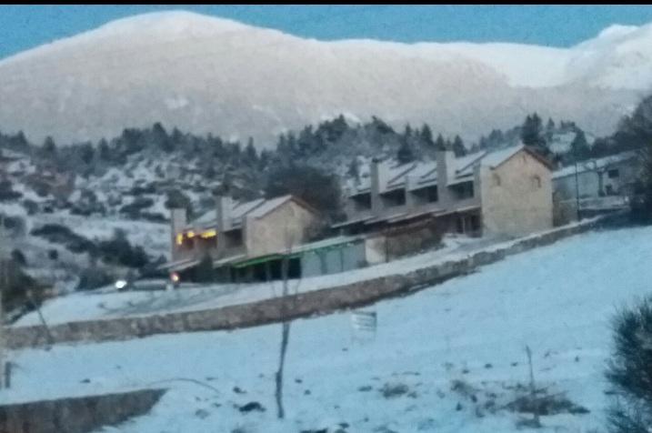 Apartmán Mezonetes Helmos Ano Lousoi Exteriér fotografie